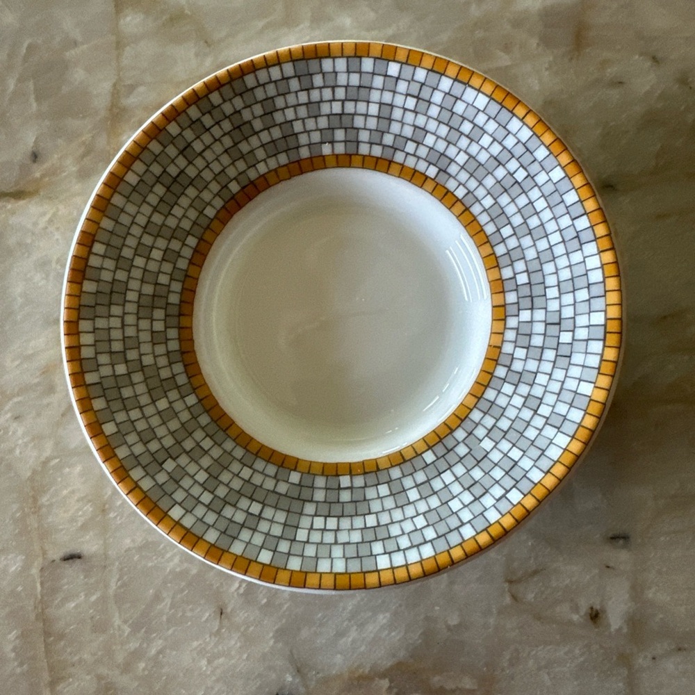 Hermes Saucer (No Tea Cup) New